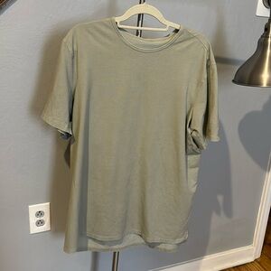 Lululemon Men’s Olive Green Short Sleeve T-Shirt, Size XL